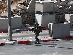 Palästinenser bitten um Hilfe: Israels Armee startet Großeinsatz in Hebron